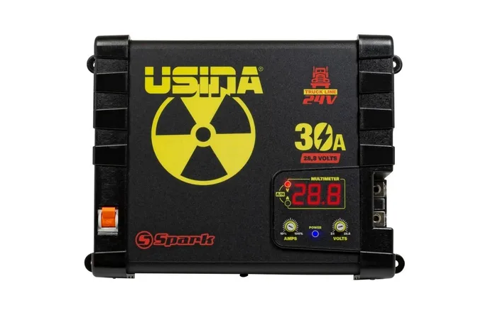 USINA 24V, 30AH ha sido desarrollado para alimentar sistemas de 24 voltios en camiones, autobuses, autocaravanas, etc. Se puede utilizar como cargador de baterías y también como fuente de alimentación directa para equipos de 24 V.

Tomada de corriente: 220v y 110v

Reúne todos los requisitos para proveer carga a baterías estacionarias de Litio, hace carga de reposición 28.8 V, Carga flotante 27.6 V. Corte  y monitoreo de reposición de carga. Con este cargador usted no tendrá que preocuparse de nada, solo déjelo conectado y listo.